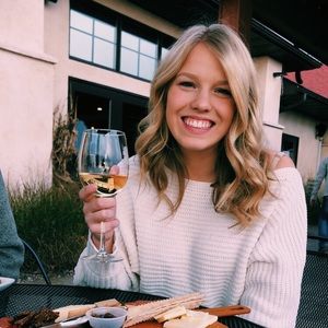 Meet your Posher, Kaitlyn